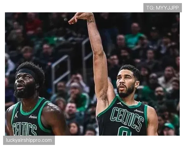 收视数据：TNT转播的“NBA周六黄金档”三月平均收视率同比上涨12%